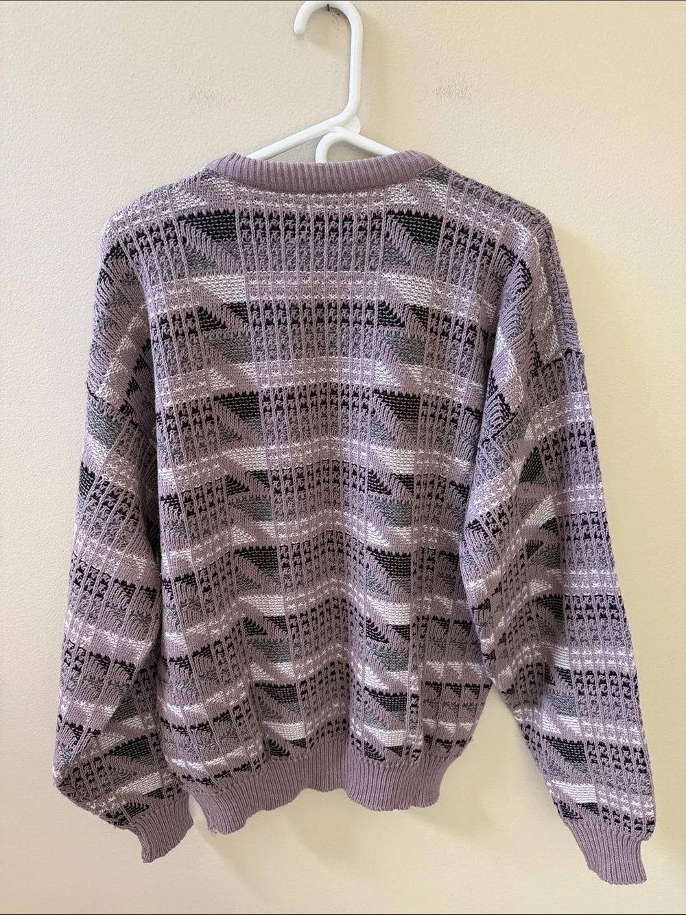 Vintage 90s Men's Purple, Black, Grey Abstract Patterned Crewneck Sweater, Sz M